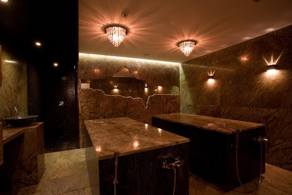 Hotel Piwniczna Spa&Conference Ngoại thất bức ảnh