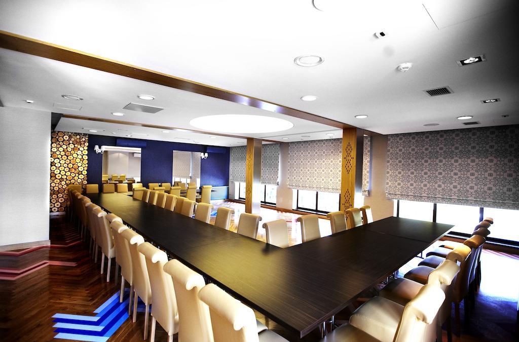 Hotel Piwniczna Spa&Conference Ngoại thất bức ảnh