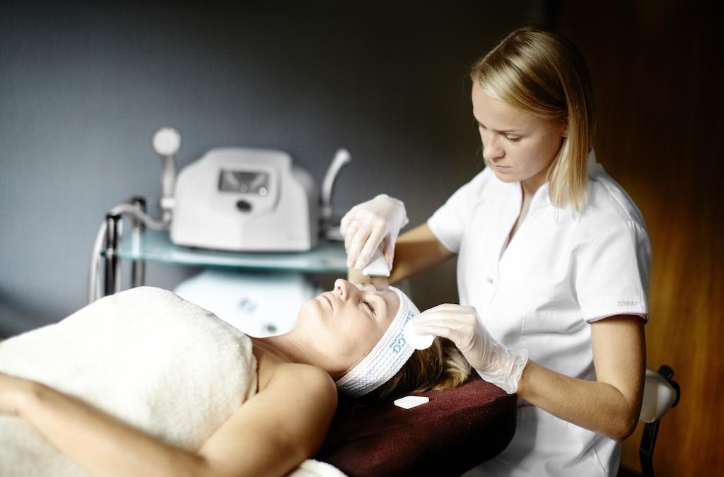 Hotel Piwniczna Spa&Conference Ngoại thất bức ảnh