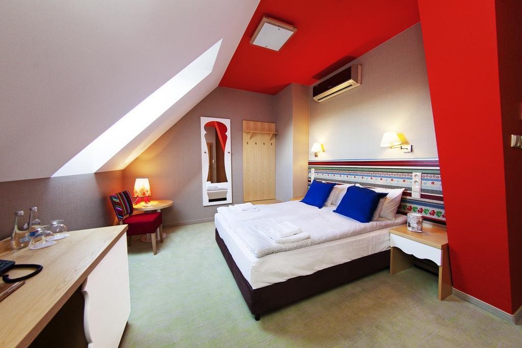 Hotel Piwniczna Spa&Conference Ngoại thất bức ảnh